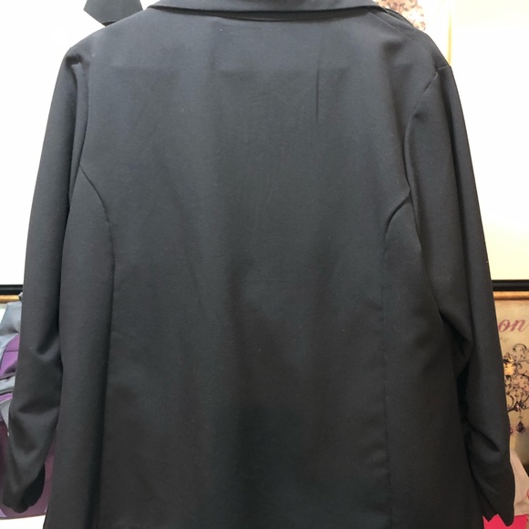 Jacket - Picture 4 of 4